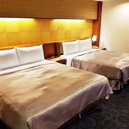 Jing Jing Holiday Hotel Kaohsiung Eksteriør bilde